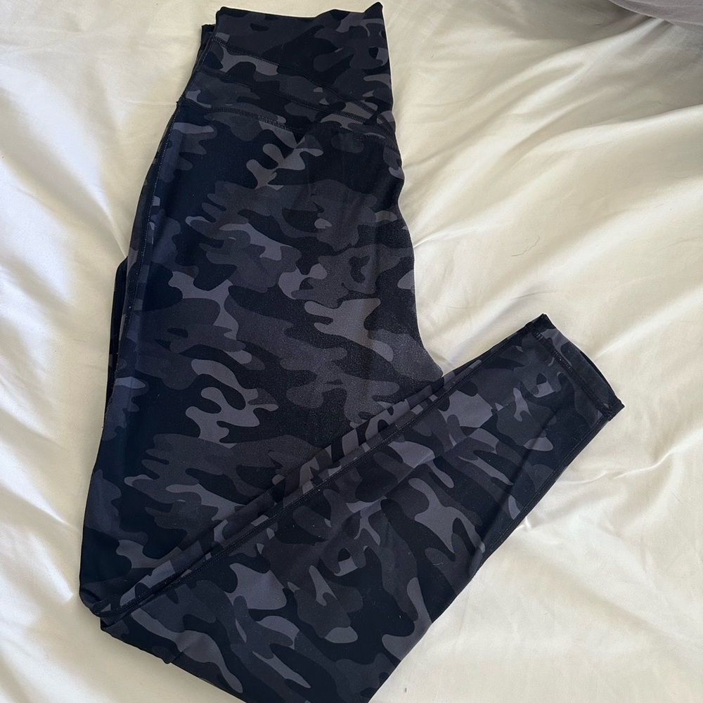 Buffbunny legacy leggings - black camo